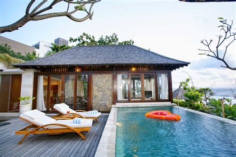 Luxurious Private Clifftop Villa In Bali