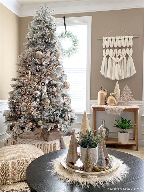 Boho Chic Christmas Decorating